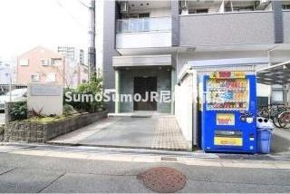 十三本町ウインズマンションⅡのエントランス|毎日通るエントランスはこのようになっています