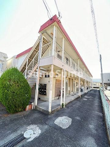 津川ハイツの外観