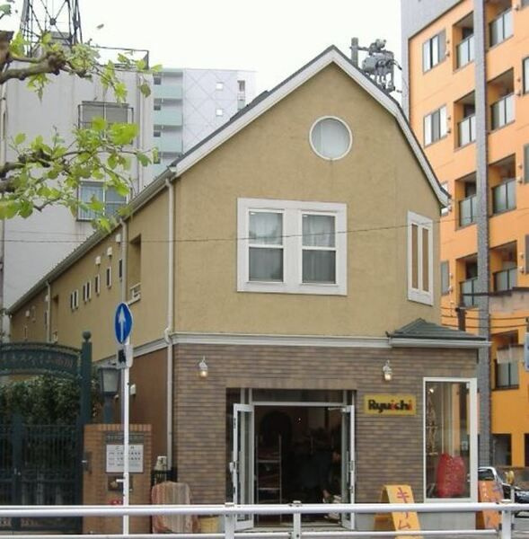 ペジーブル市川