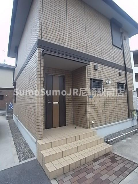 武庫之荘戸建貸家Ｂ棟の外観