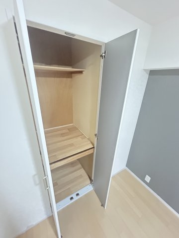 熊内スカイハイツの収納
