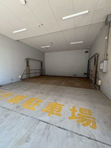 湊川公園パークハウスの駐車場