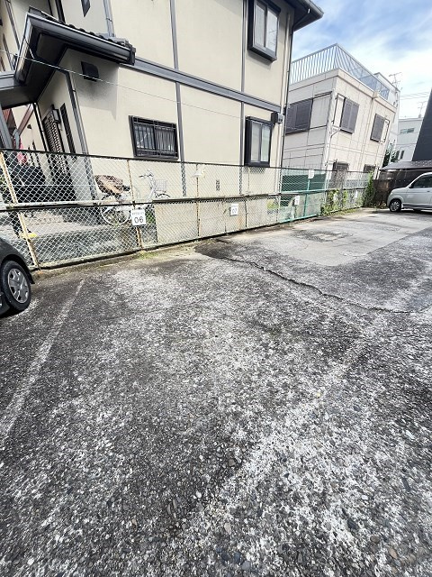 東甲子園ハイツの駐車場