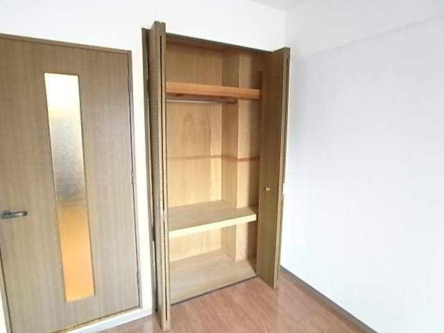 東神ビルの収納
