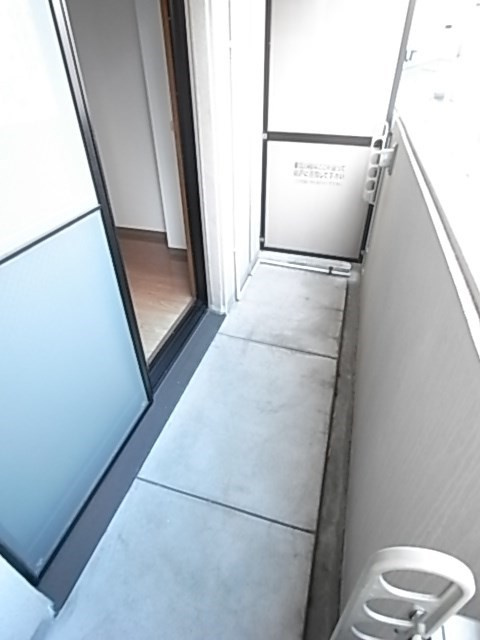 東神ビルのバルコニー