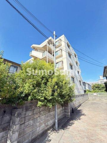 甲南タマタニマンションの外観