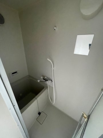 浜甲シーサイドマンションの浴室