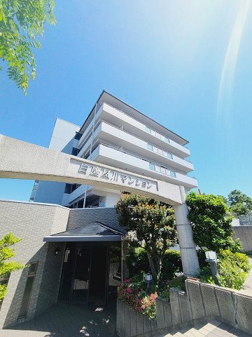白鷹夙川マンションの外観