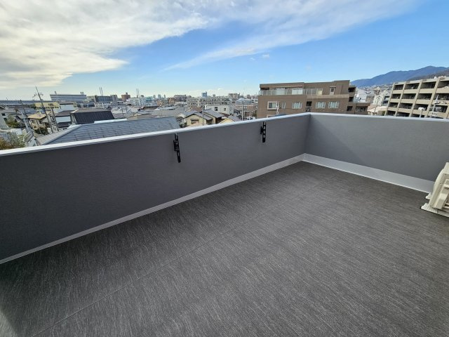 RA-ASHIYAのバルコニー