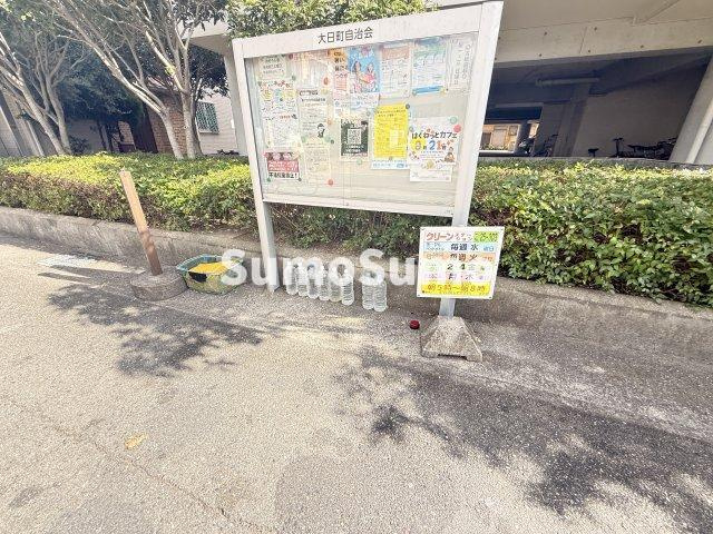 東灘プレイスの駐車場