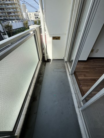 神戸タケサンハイツのバルコニー