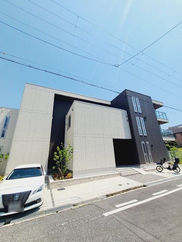 甲子園廣和レジデンスの外観