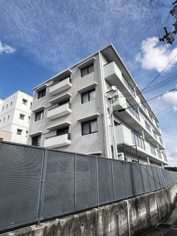神戸市東灘区森北町１丁目の賃貸マンションの外観