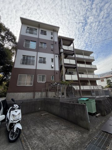 滝谷グリーンハイツの外観