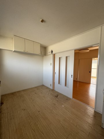 白川台ハイツの居間・リビング