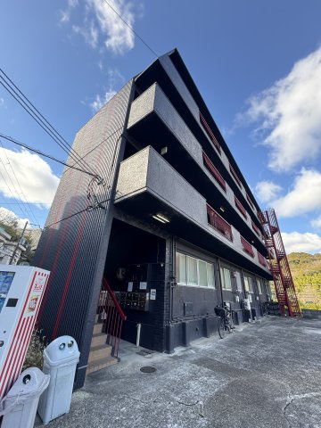 白川台ハイツの外観