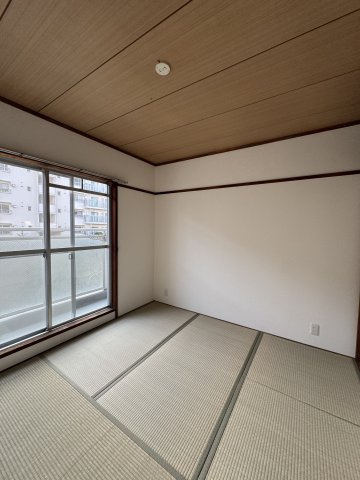 横尾2団地86号棟の和室