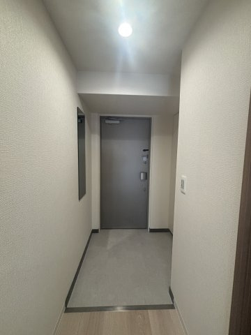 南堀江アパートメントシエロの玄関