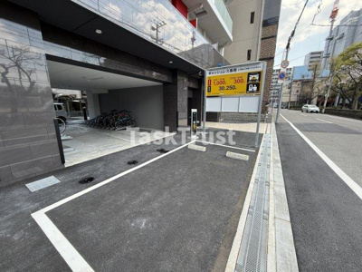 【駐車場】 | セレニテ梅田北アリエ壱番館