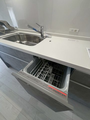 エバーグリーンポートアイランド　２号棟の発電・温水設備