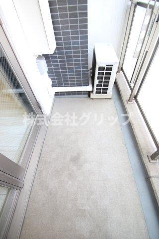 アーリアシティ川崎のバルコニー
