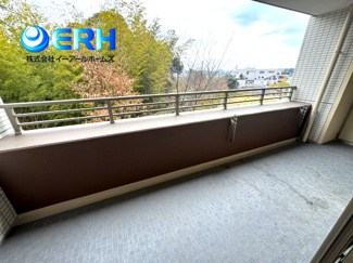 【バルコニー】 | リブコートオリジン | 広々バルコニー（クリーニング前の写真）