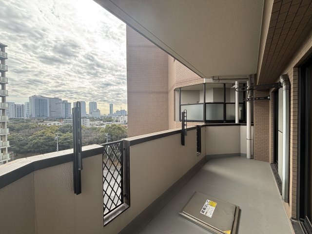 【バルコニー】