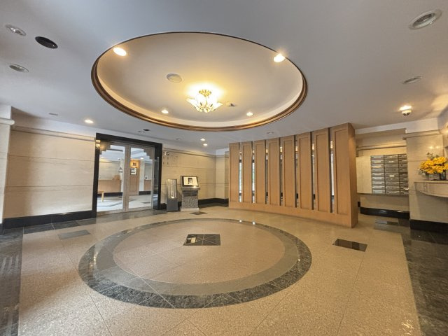 【ロビー】