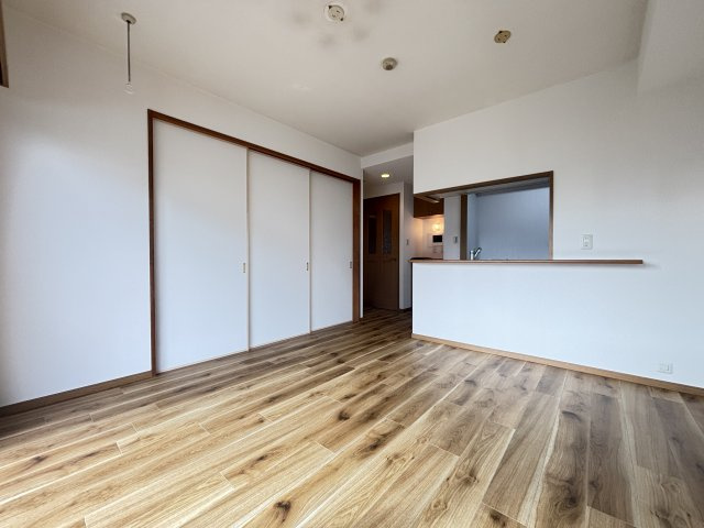 【居間・リビング】