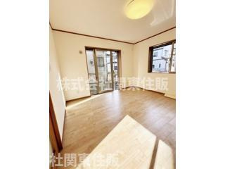 【リフォーム済み】大宮区三橋1丁目　オール電化再生住宅の居間・リビング|使いやすい居間です