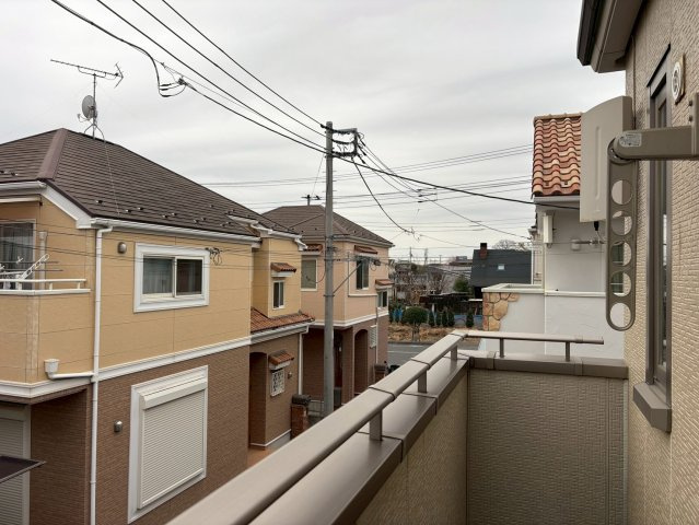 さいたま市緑区大間木２丁目　中古一戸建てのバルコニー
