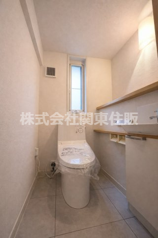 さいたま市緑区大間木２丁目　中古一戸建てのトイレ