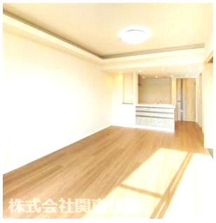 コスモ浦和埼大通り弐番館の居間・リビング