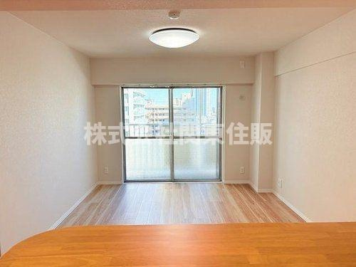 本町ハイツの居間・リビング|ゆったり過ごせるリビングです