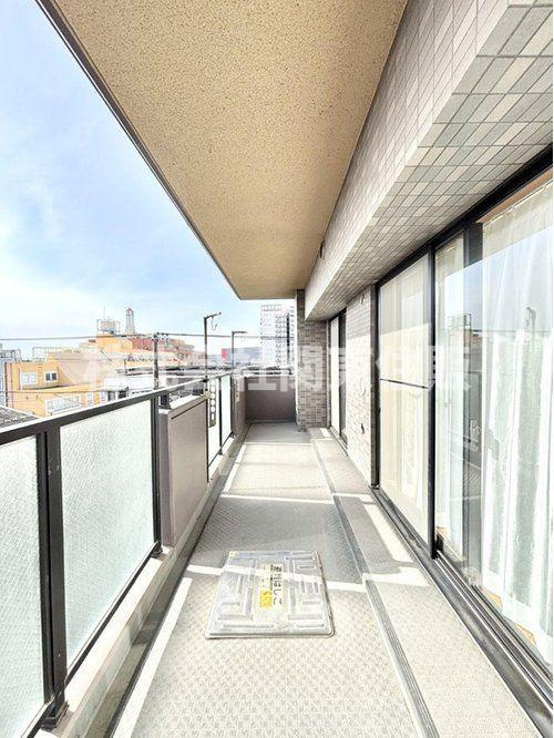 レーベンハイム戸田公園アクアシティのバルコニー|お洗濯にも便利なバルコニー付き