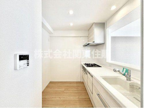 レーベンハイム戸田公園アクアシティのキッチン|コンパクトなキッチンで掃除もラクラク