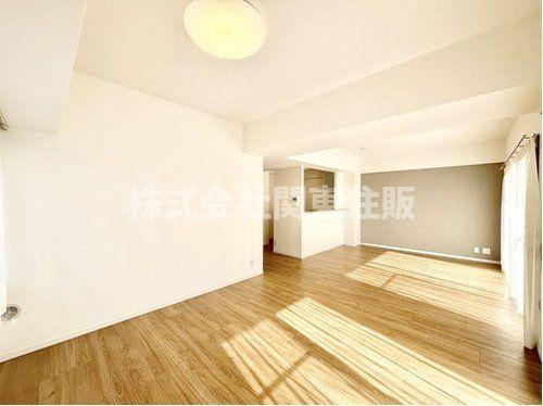 レーベンハイム戸田公園アクアシティの居間・リビング|居間です