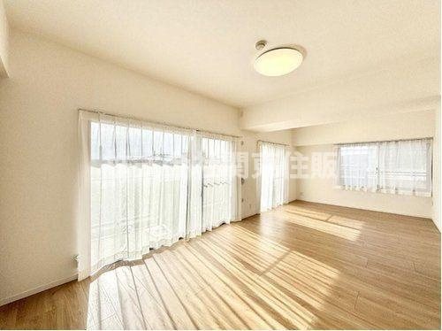 レーベンハイム戸田公園アクアシティの居間・リビング|リビングです