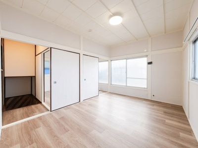 【洋室】 | ゆずとそよ風のForest | ２F