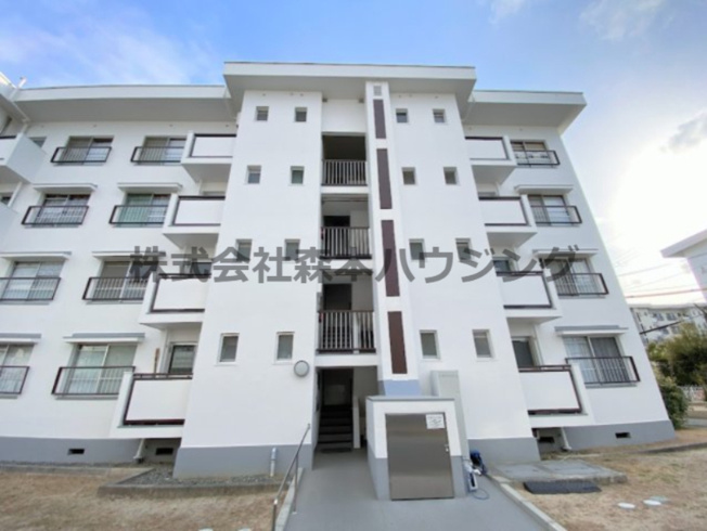 【外観】 | 　香里三井住宅A99号棟 | 外観は落ち着いています