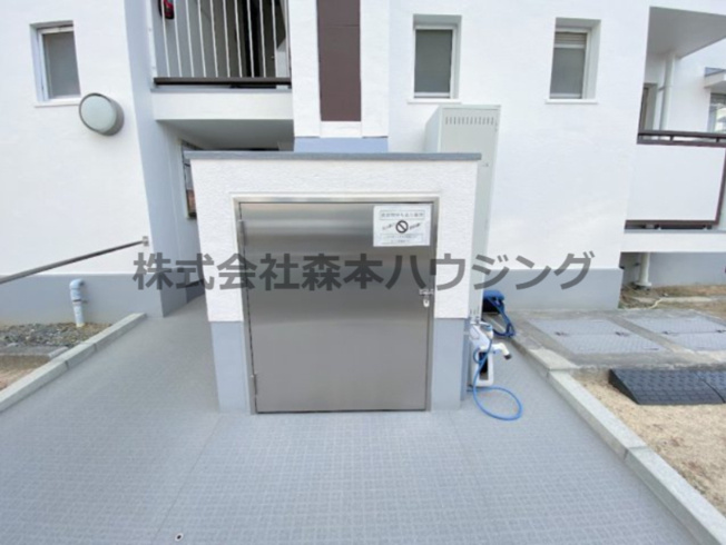【その他共用部分】 | 　香里三井住宅A99号棟 | 専用ごみ置き場です