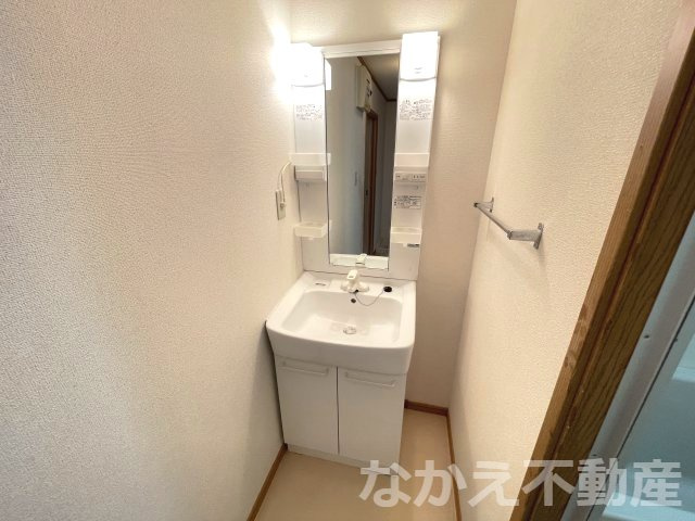 【洗面所】 | ゆったりとスペースのある洗面所