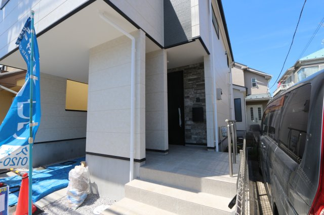 【KEIAI　Grace】小平大沼町４期の外観|前面道路幅員は約6ｍあるので、駐車も楽々♪