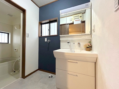 【洗面所】 | 枚方市東香里3丁目戸建