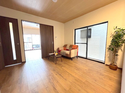 【居間・リビング】 | 枚方市東香里3丁目戸建