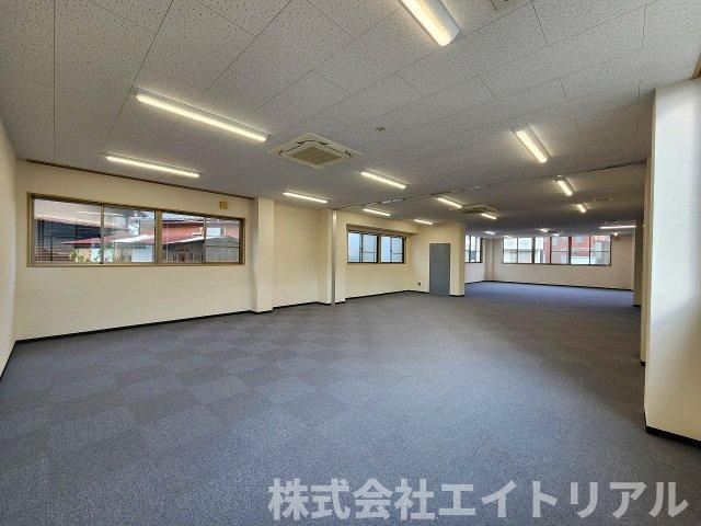 刈谷市桜町5丁目　貸事務所の内装|1階　室内