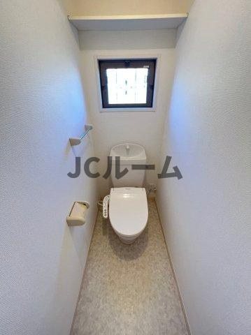 グランシャトーＢのトイレ|反転タイプの部屋の写真です