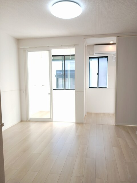 フォレストハイムの居間・リビング