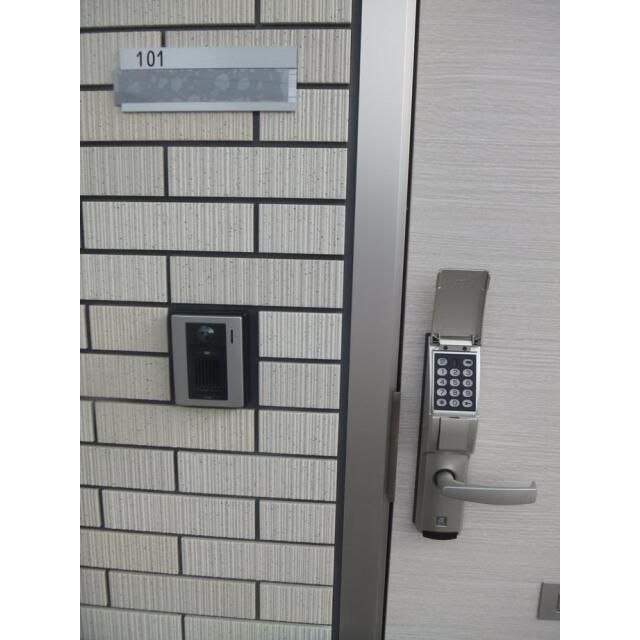 サンテラスの玄関
