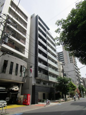 【外観】 | ガーラ・ヴィスタ水天宮前 | オートロック、モニター付きインターホン、敷地内ゴミ置き場、宅配BOX